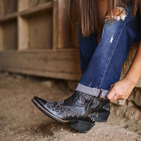 Women's Shyloh Pony Boots Polished Black Onyx